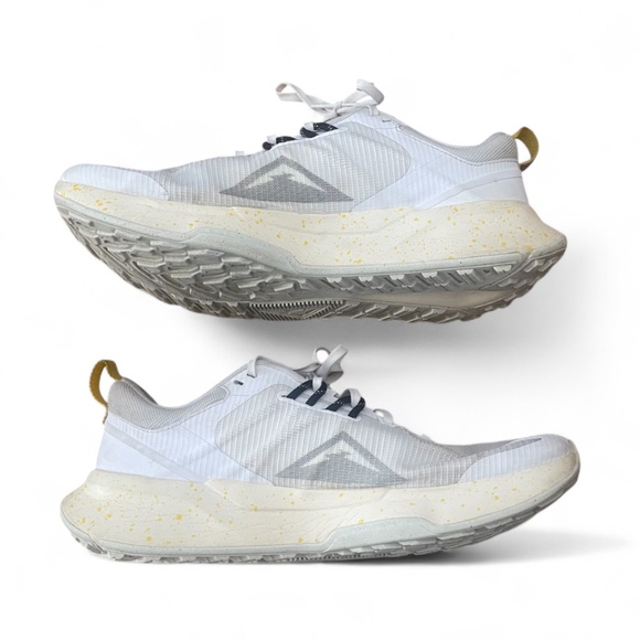 Nike Juniper Trail 2 Men’s US DM0822-101 White Sulfur Khaki Black Shoes Sz 10.5 - Picture 4 of 6